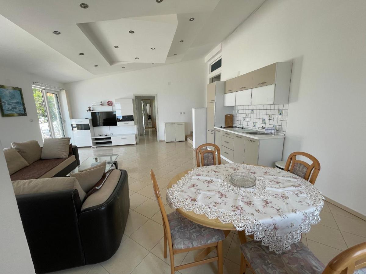 Apartments Rozela Улцинь Экстерьер фото