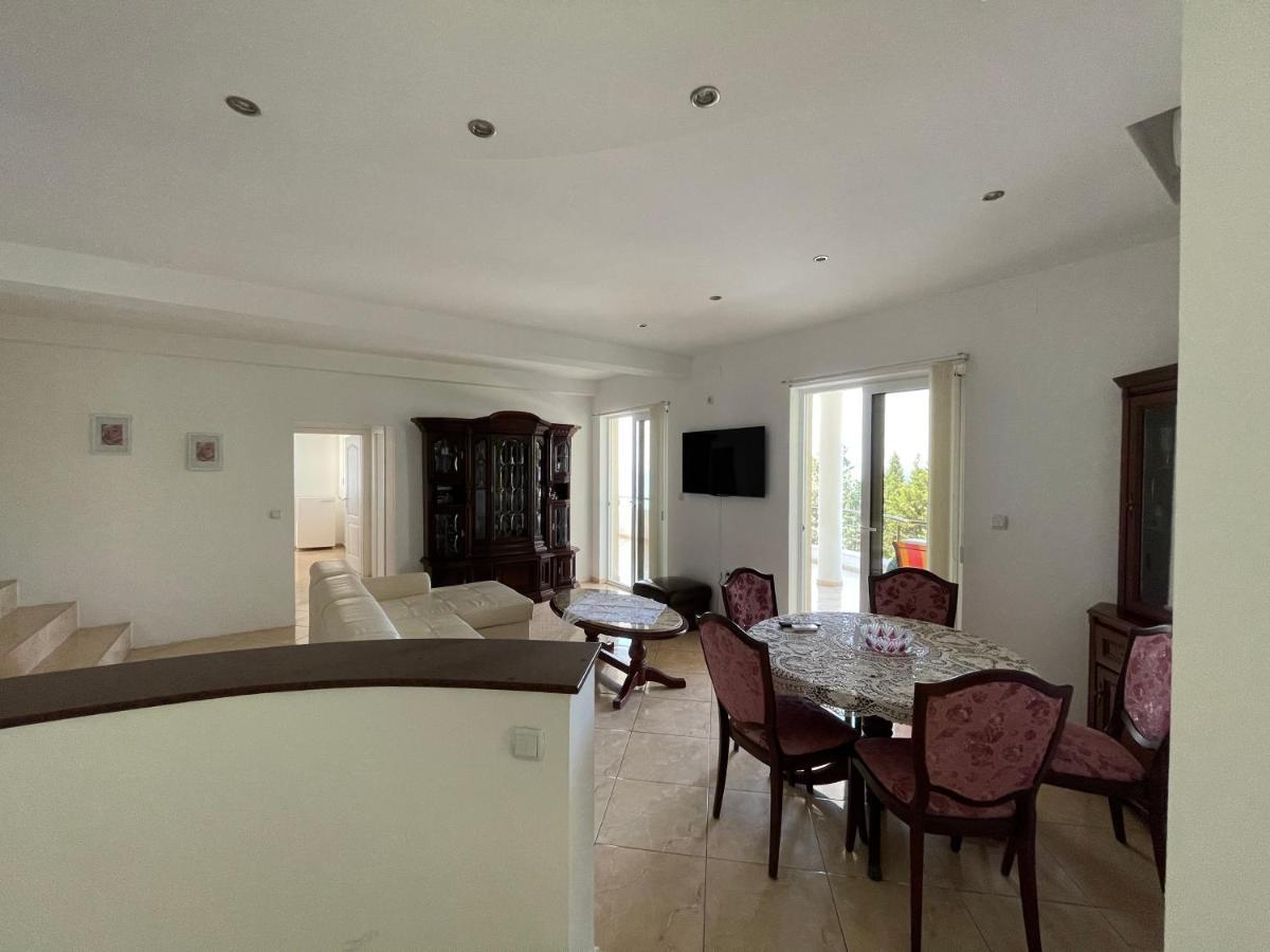 Apartments Rozela Улцинь Экстерьер фото