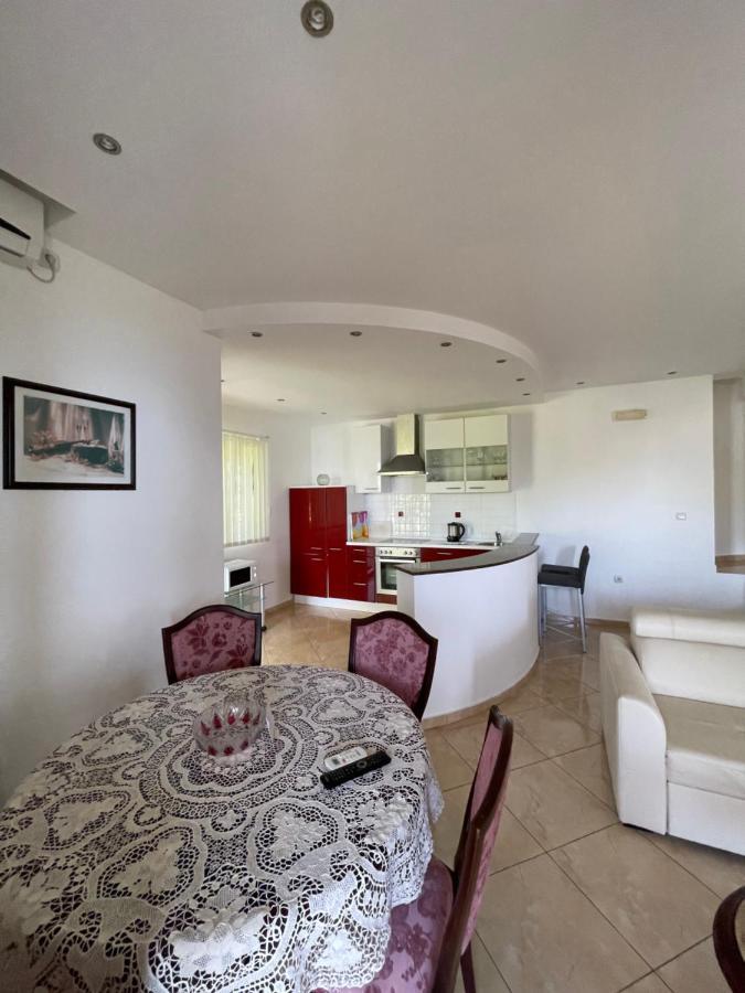 Apartments Rozela Улцинь Экстерьер фото