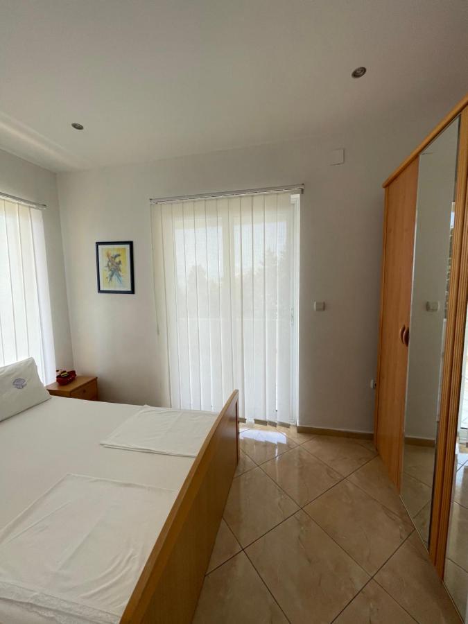 Apartments Rozela Улцинь Экстерьер фото